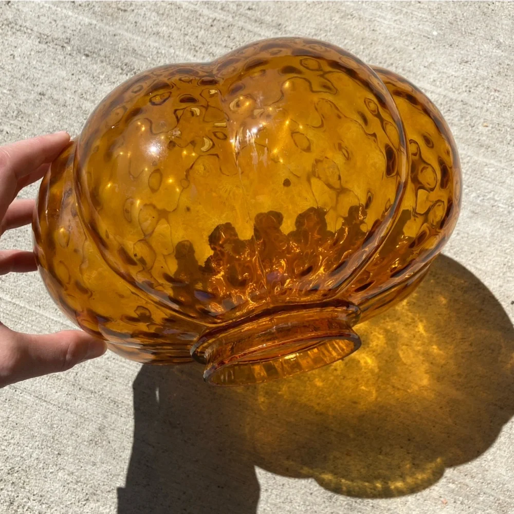 Vintage mid century amber glass globe for ceiling or wall - Picture 4 of 8